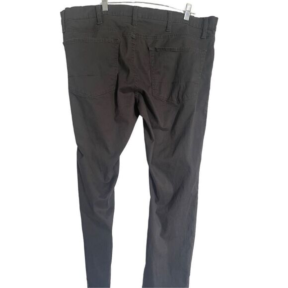 U.S. Polo ASSN Activate Stretch Men's Gray Slim Straight Fit Jeans Size 38 - Picture 2 of 14